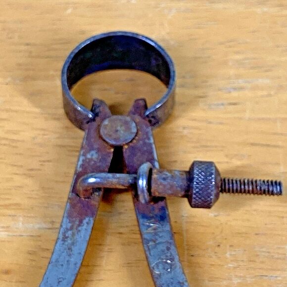 Vintage WLC 6-inch Flat Leg Outside Spring Caliper Machinist Tool READ - Picture 3 of 8